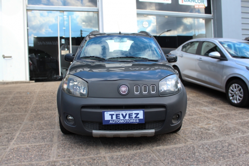 FIAT UNO WAY 1.4 8V TEVEZ Automotores