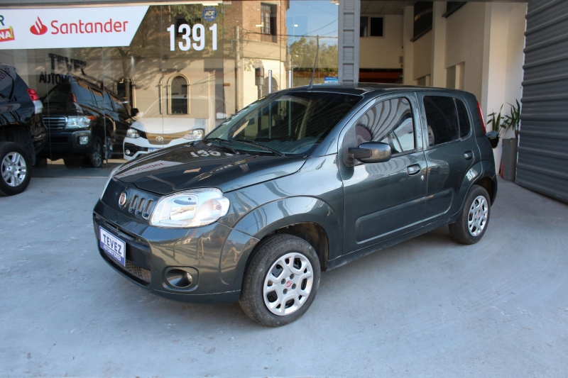 FIAT UNO 1.4 TEVEZ Automotores