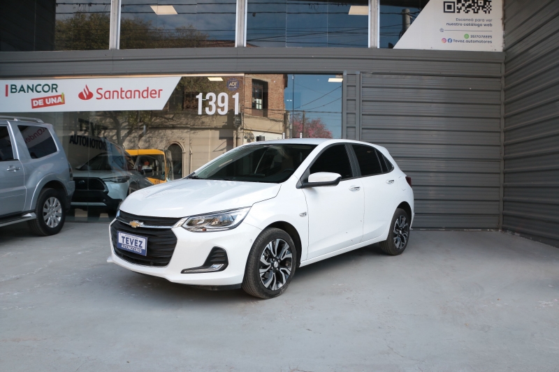 CHEVROLET ONIX 1.0T AT PREMIER TEVEZ Automotores
