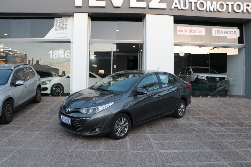 TOYOTA YARIS XLS 1.5  TEVEZ Automotores