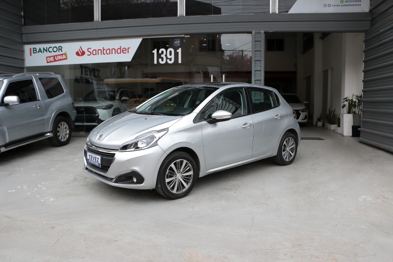 PEUGEOT 208 FELINE 1.6 TEVEZ Automotores