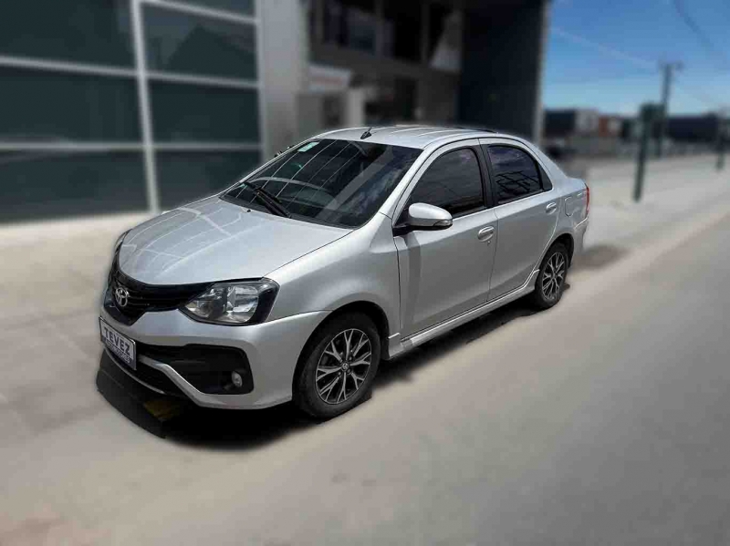 TOYOTA ETIOS XLS 1.5 M/T TEVEZ Automotores