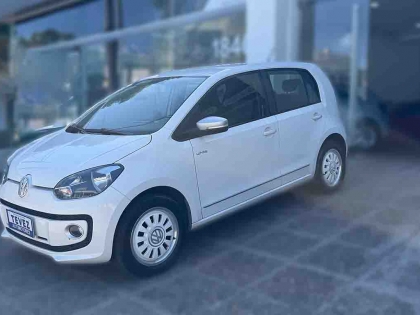 VOLKSWAGEN UP WHITE