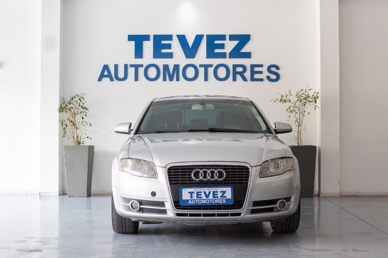 AUDI A4 2.0 TDI SEDAN TEVEZ Automotores