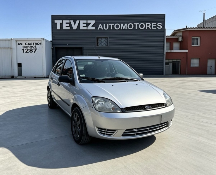FORD FIESTA AMBIENTE  TEVEZ Automotores