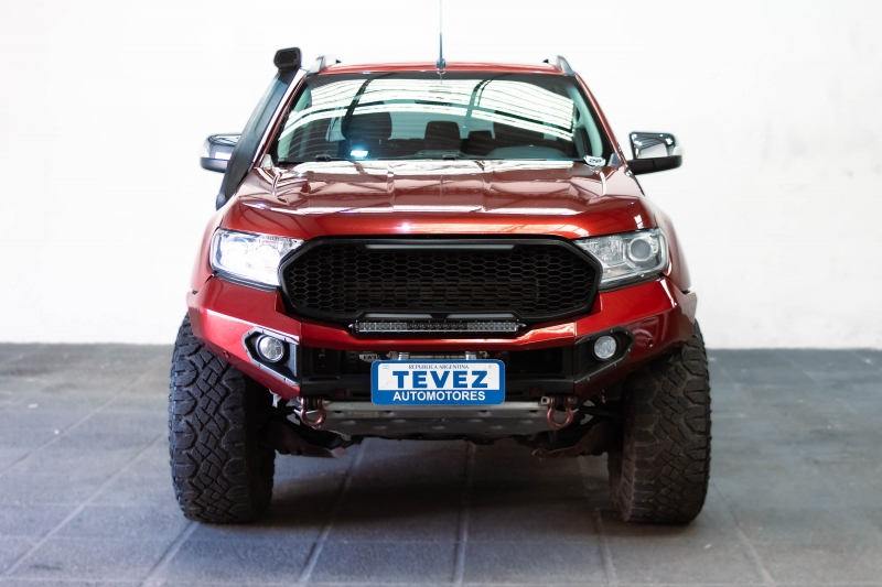 FORD NUEVA RANGER DC 4X4 LTD MT 3.2L TEVEZ Automotores