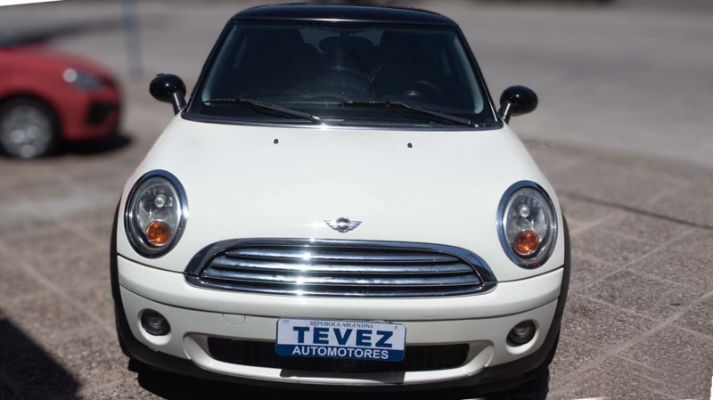 MINI COOPER  TEVEZ Automotores