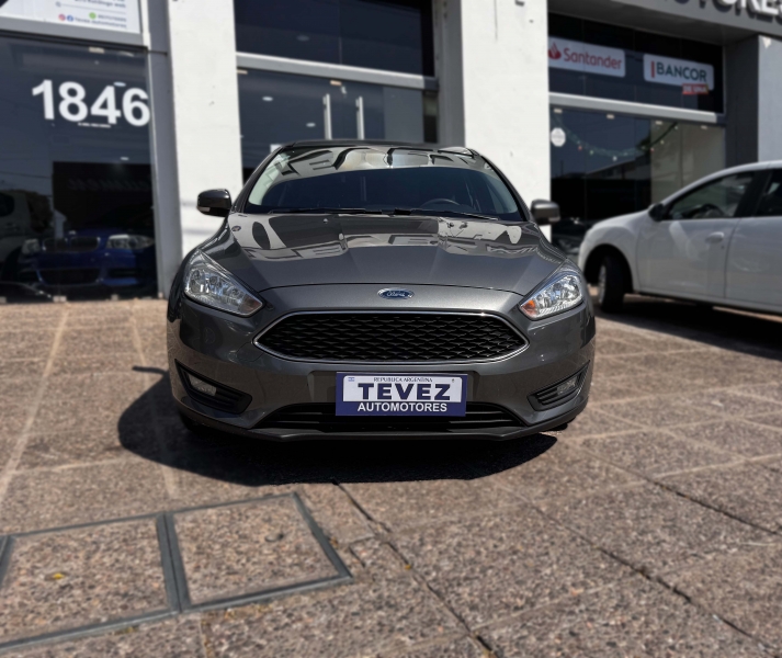 FORD FOCUS 1.6L N MT S TEVEZ Automotores