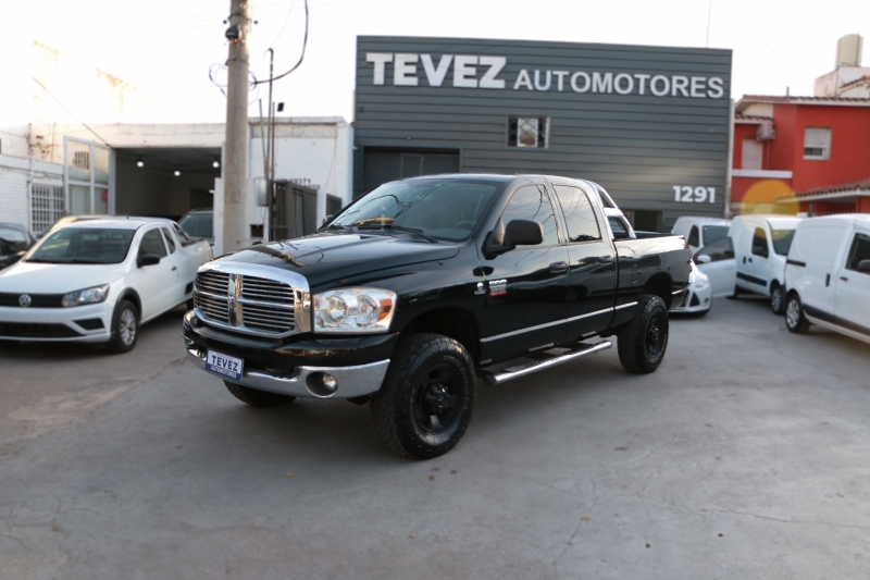 DODGE RAM HEAVY DUTY BIG HORN TEVEZ Automotores