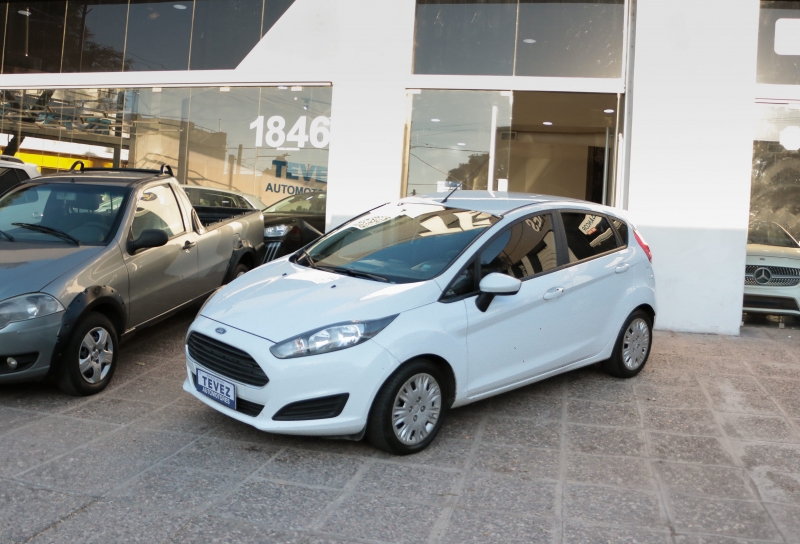 FORD FIESTA 1.6L TEVEZ Automotores