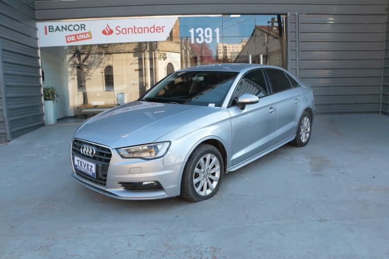 AUDI A3 1.4 T FSI TEVEZ Automotores