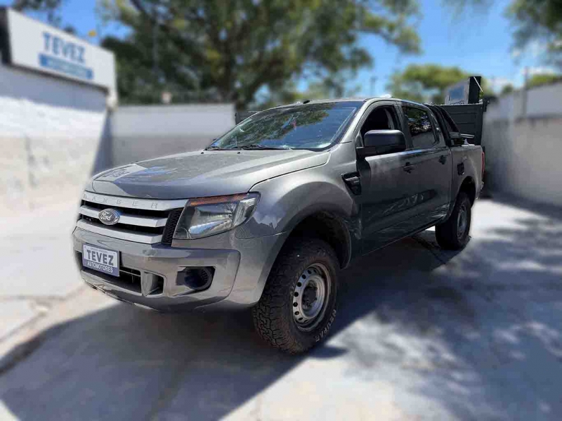 FORD RANGER2 DC 4X2 XL SAFETY 2.5L NAF 2014 TEVEZ Automotores