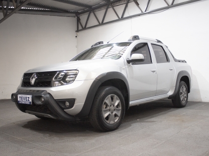 RENAULT DUSTER OROCH OUTSIDER PLUS 2.0 PICK-UP CABINA DOBLE